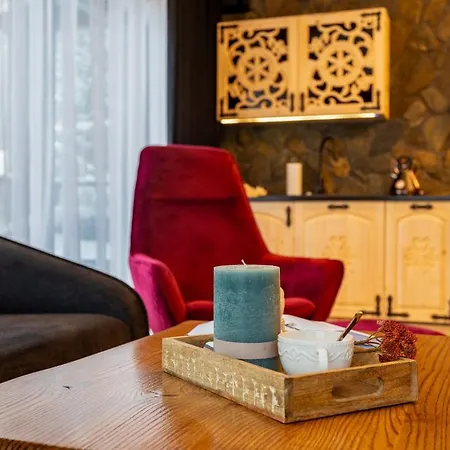 Apart-Invest Apartament 2 Obroncow Pokoju *